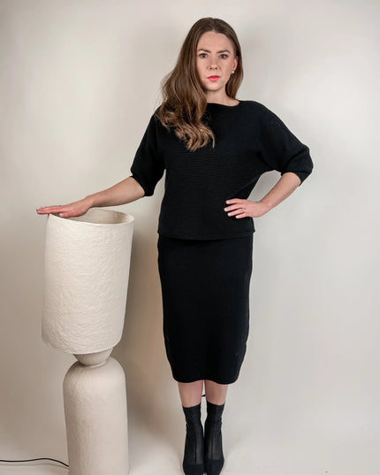 KOMPLET DZIANINOWY DOLCE CZARNY - BLUMANIA