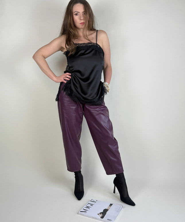 SATYNOWY TOP LAURA CZARNY - BLUMANIA