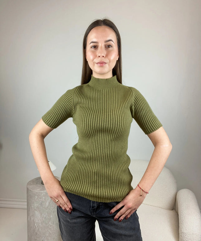 SWETER Z PÓŁGOLFEM AMBER LEMONADA ZIELONY - BLUMANIA